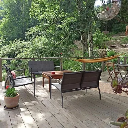 Chalet Isole En Pleine Foret Lespinassiere